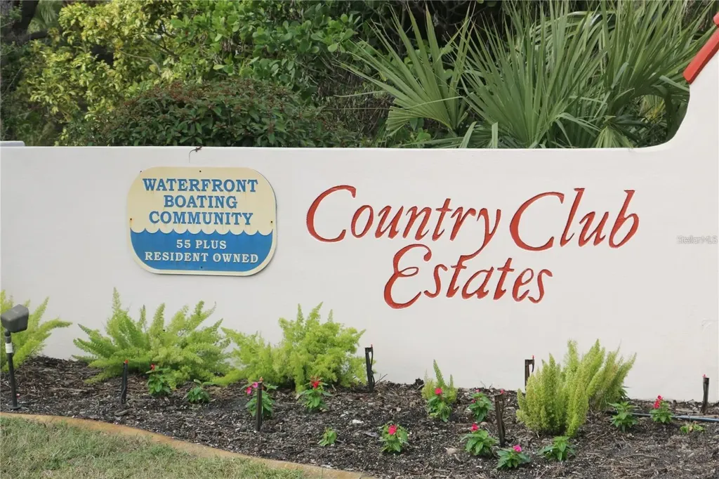 703 S Green Circle Venice FL 34285