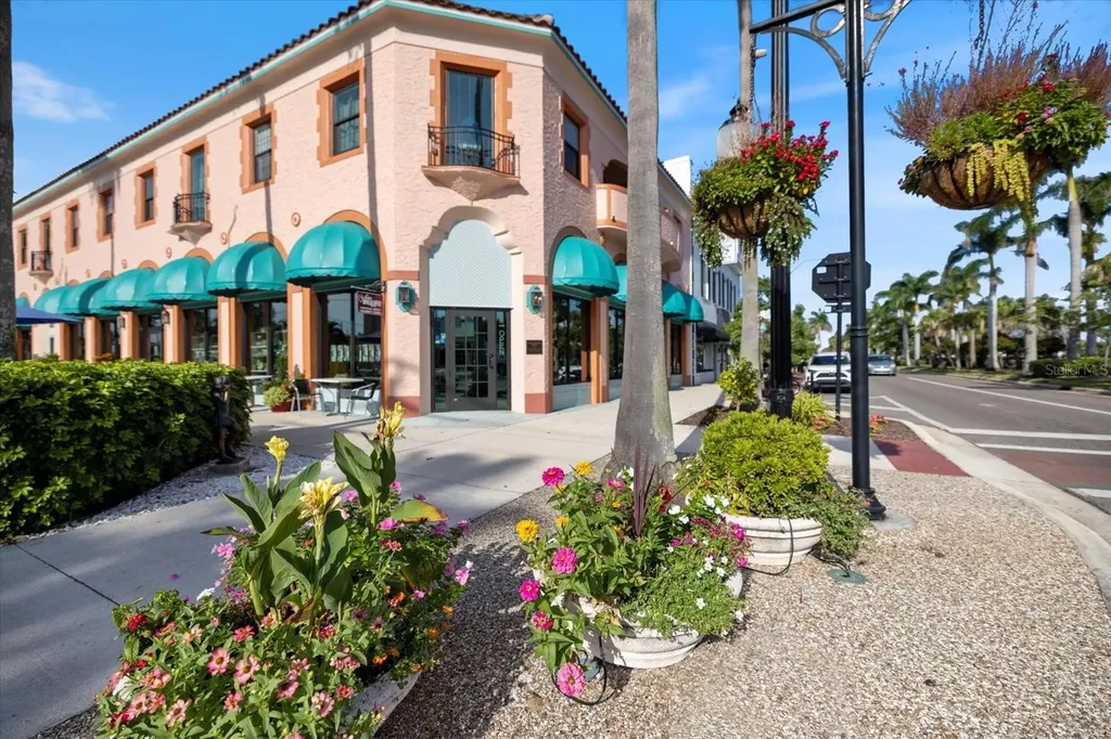 703 S Green Circle Venice FL 34285