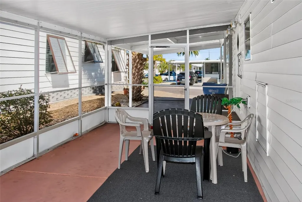 703 S Green Circle Venice FL 34285