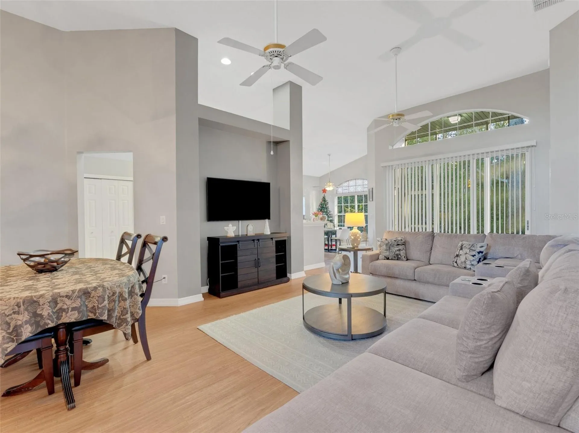 411 Ridge View Drive Davenport FL 33837