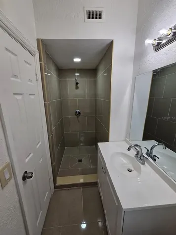 7614 Bell Boulevard Orlando FL 32810