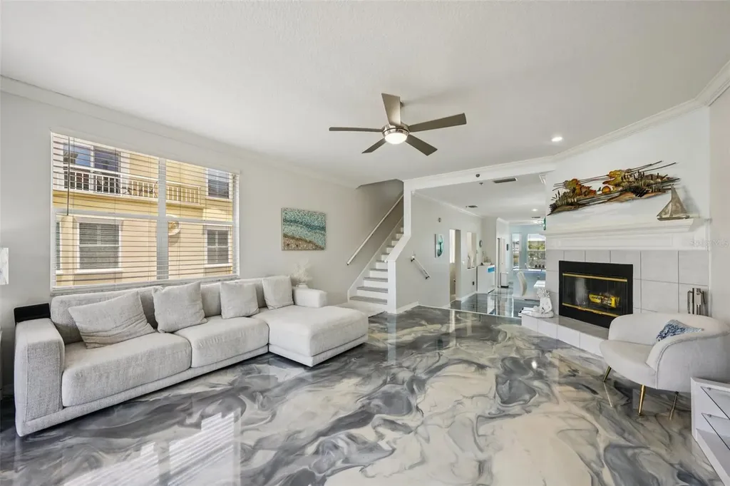 1061 Pinellas Bayway S St Petersburg FL 33715