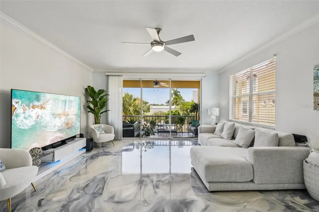 1061 Pinellas Bayway S St Petersburg FL 33715