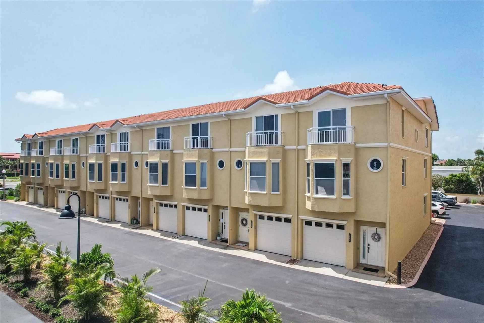 1061 Pinellas Bayway S St Petersburg FL 33715