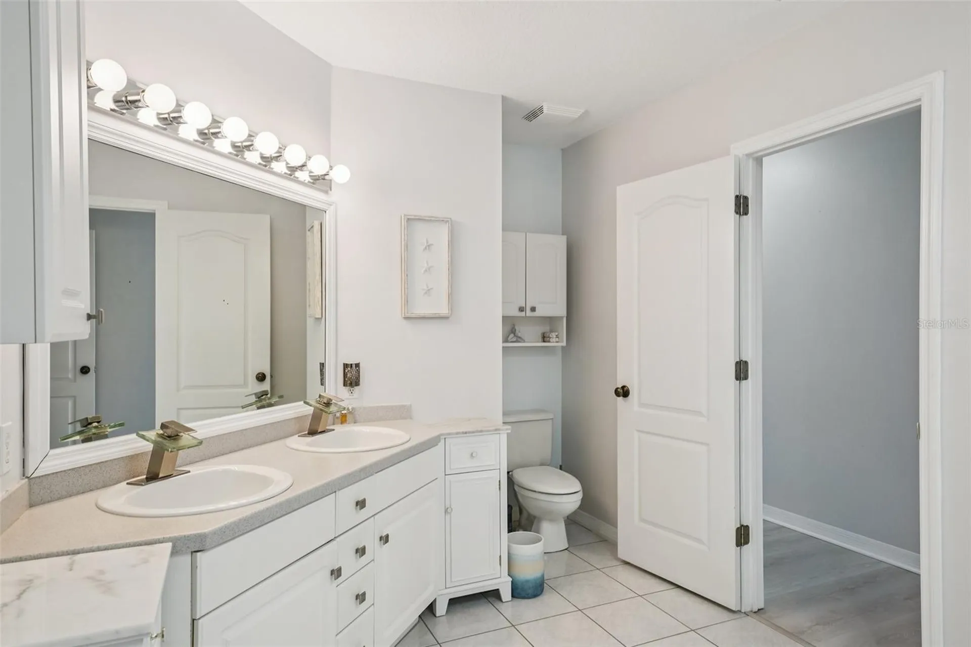 1061 Pinellas Bayway S St Petersburg FL 33715