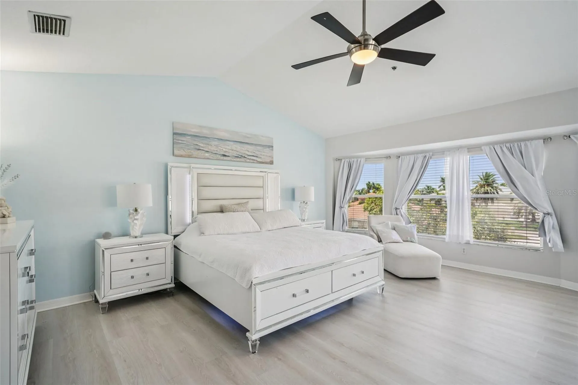 1061 Pinellas Bayway S St Petersburg FL 33715