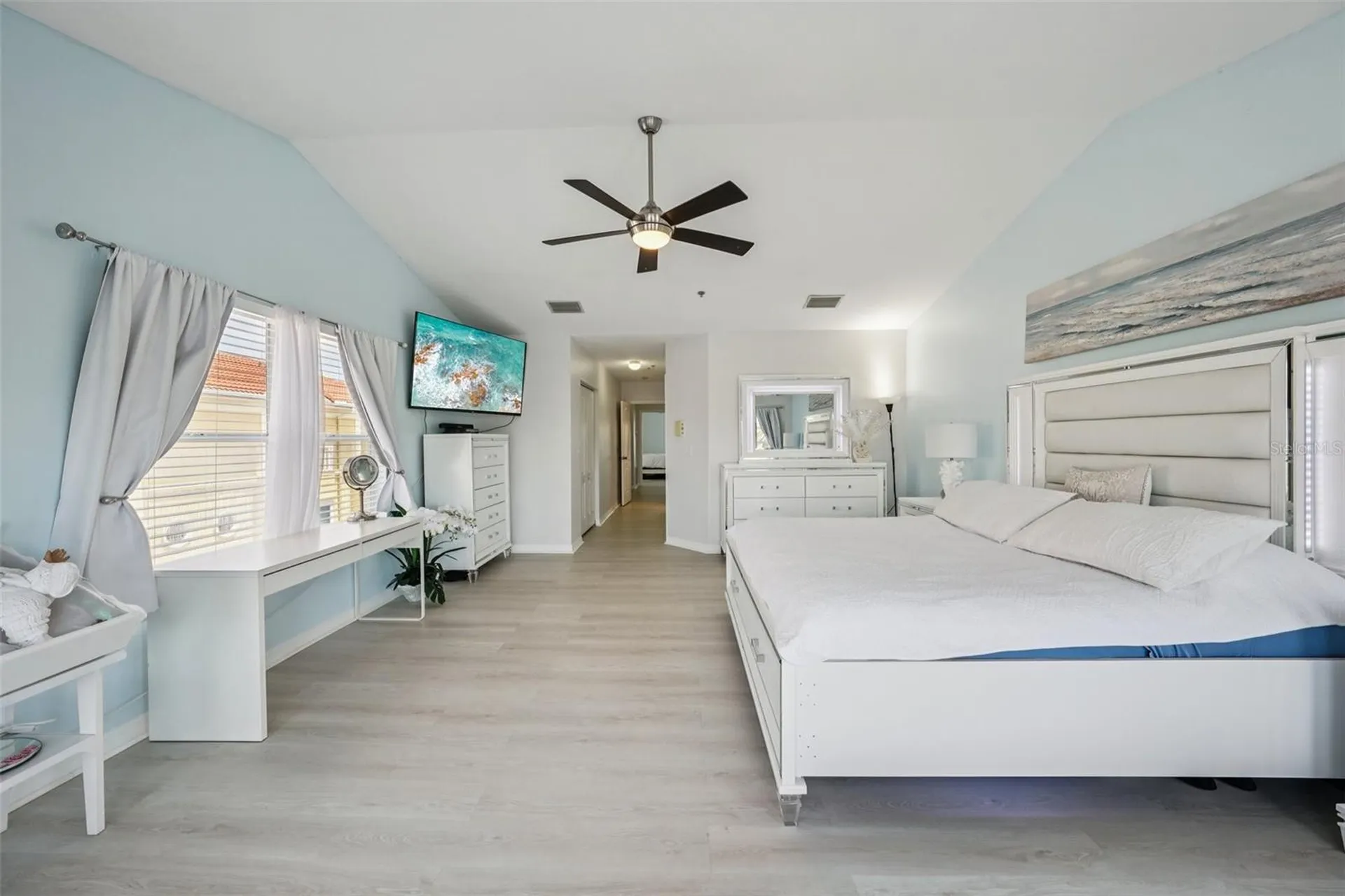 1061 Pinellas Bayway S St Petersburg FL 33715