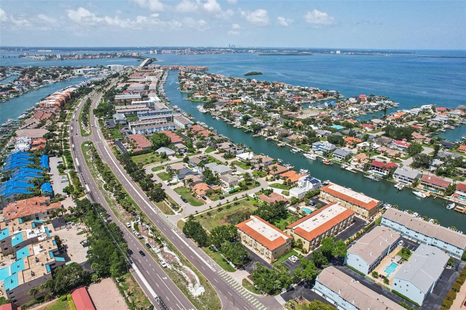1061 Pinellas Bayway S St Petersburg FL 33715