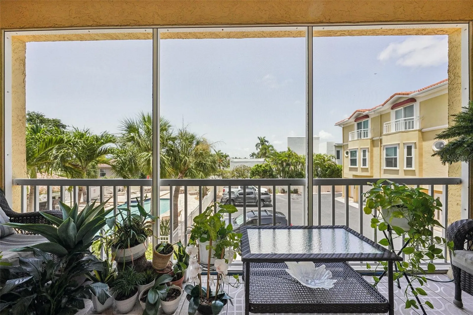 1061 Pinellas Bayway S St Petersburg FL 33715