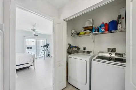 1061 Pinellas Bayway S St Petersburg FL 33715