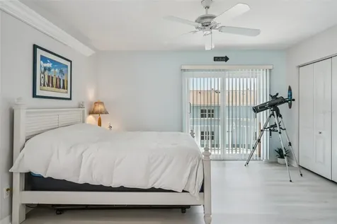 1061 Pinellas Bayway S St Petersburg FL 33715