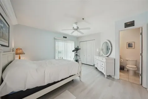 1061 Pinellas Bayway S St Petersburg FL 33715