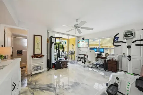 1061 Pinellas Bayway S St Petersburg FL 33715