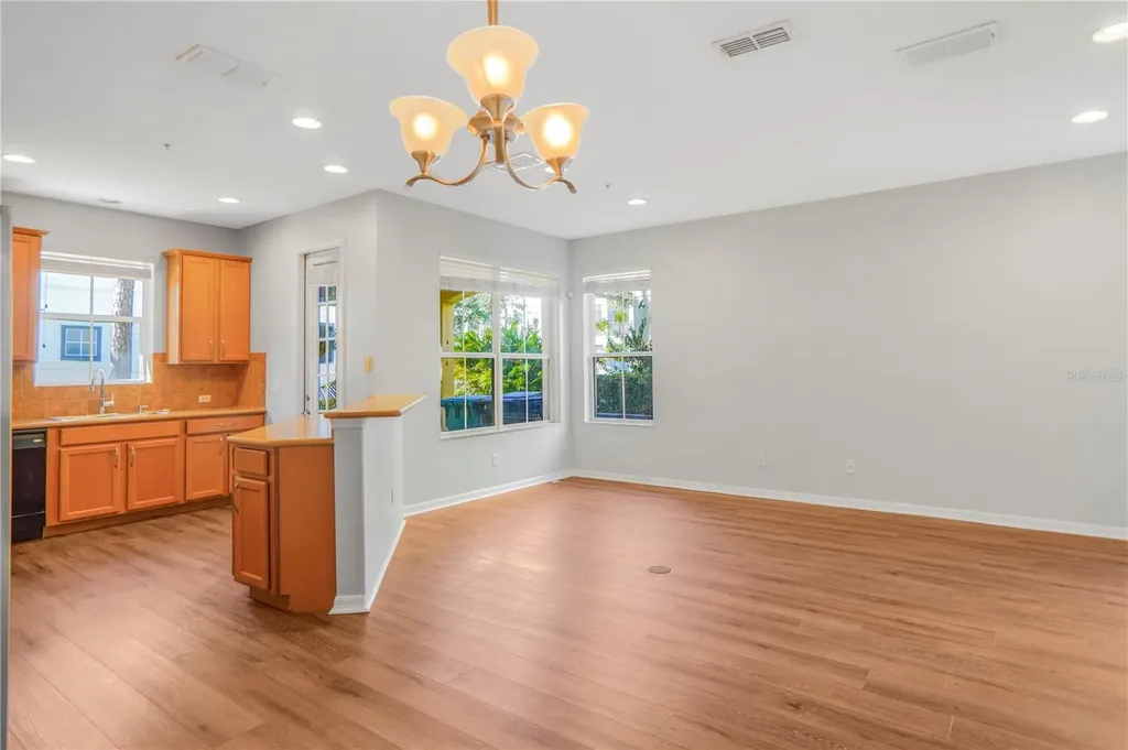 4940 Luge Lane Orlando FL 32839