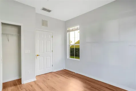 4940 Luge Lane Orlando FL 32839