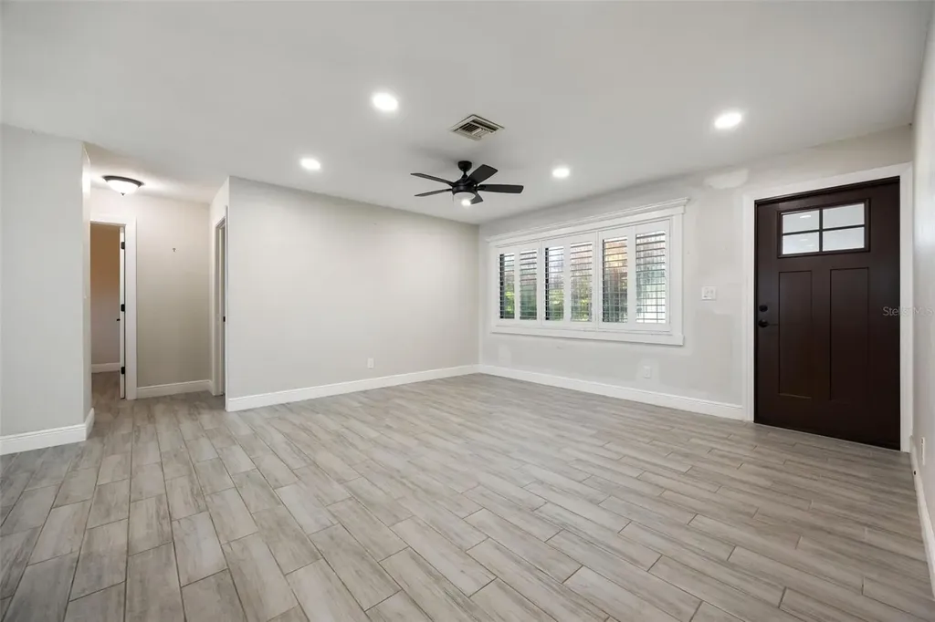 1432 SE 11th Street Cape Coral FL 33990