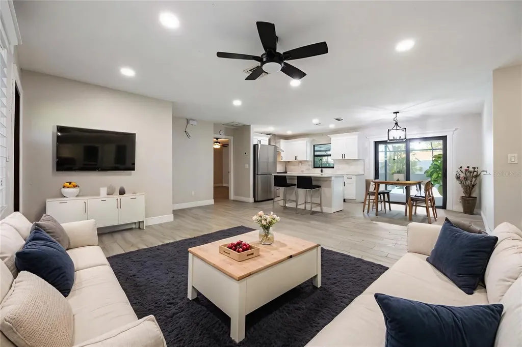 1432 SE 11th Street Cape Coral FL 33990