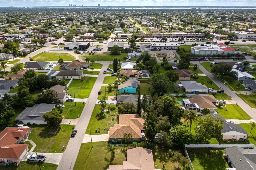 1432 SE 11th Street Cape Coral FL 33990