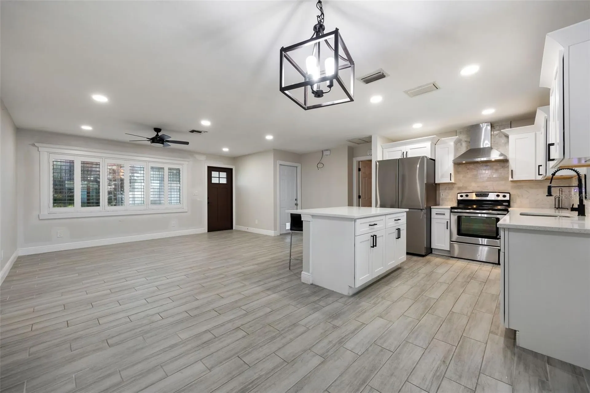 1432 SE 11th Street Cape Coral FL 33990