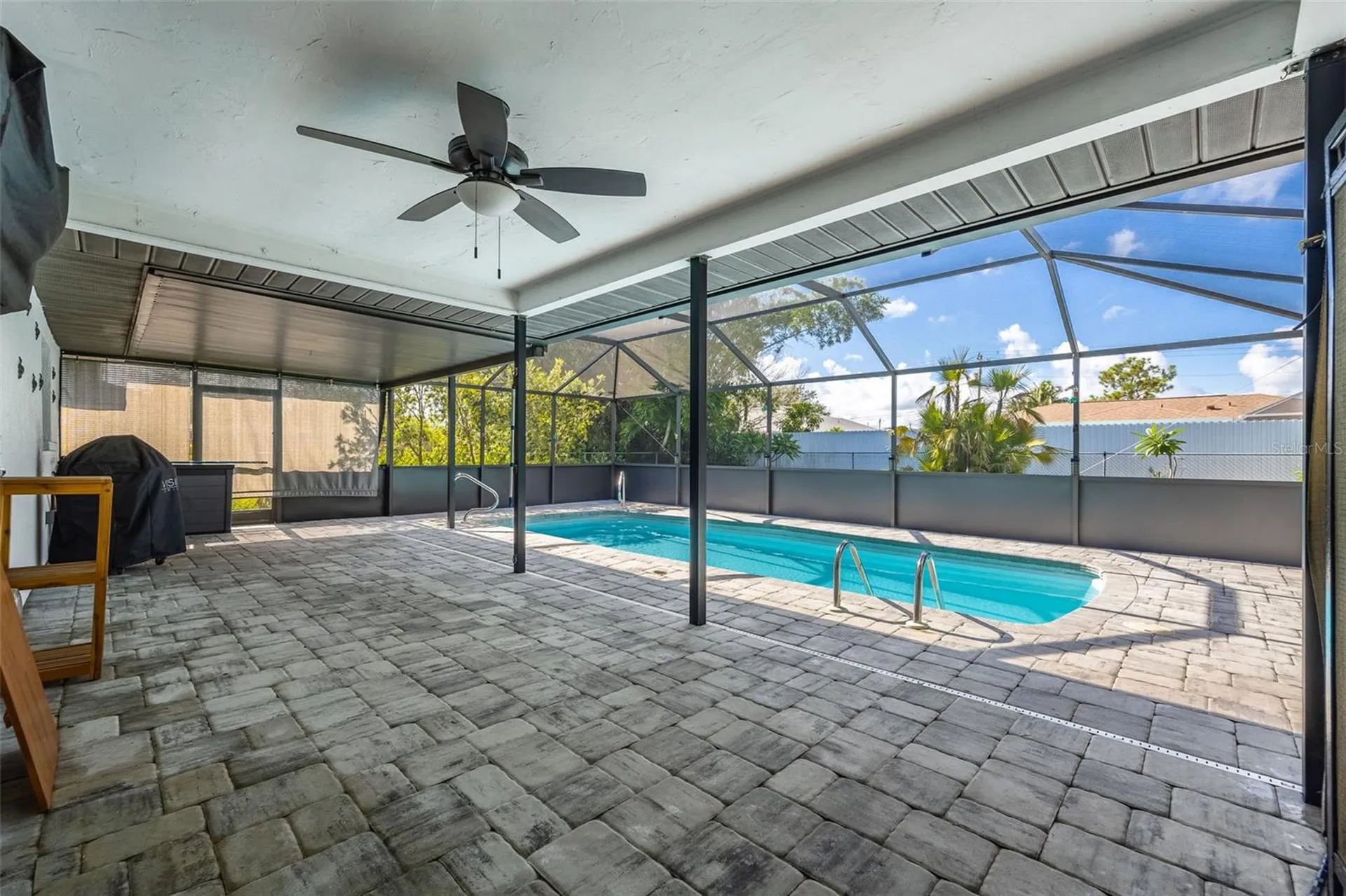 1432 SE 11th Street Cape Coral FL 33990