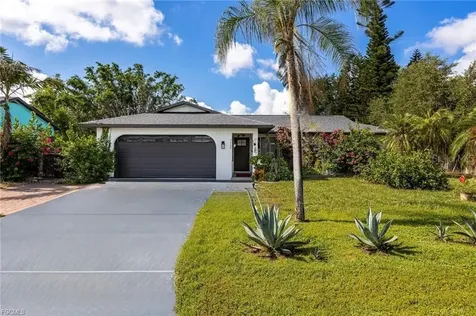 1432 SE 11th Street Cape Coral FL 33990