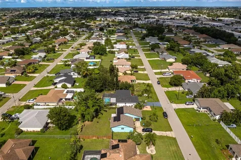 1432 SE 11th Street Cape Coral FL 33990