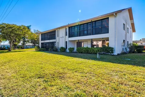1770 Lake Place Venice FL 34293