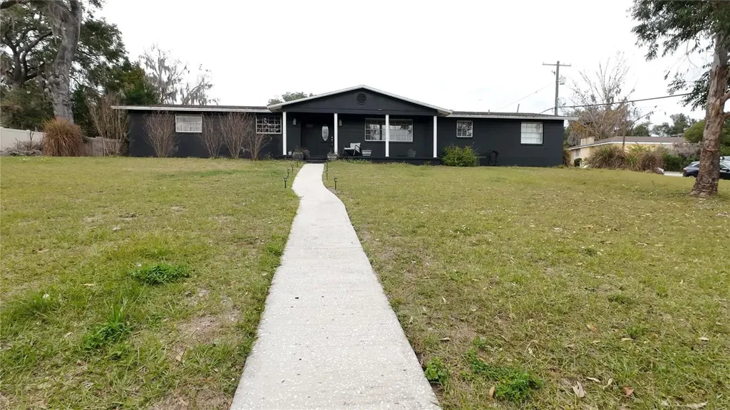 36845 Virginia Avenue Dade City FL 33523
