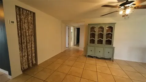 36845 Virginia Avenue Dade City FL 33523