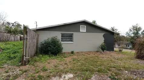 36845 Virginia Avenue Dade City FL 33523