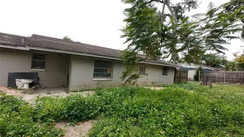 36845 Virginia Avenue Dade City FL 33523