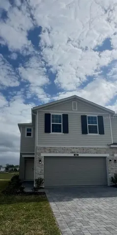 462 Thompson Village Avenue Apopka FL 32703