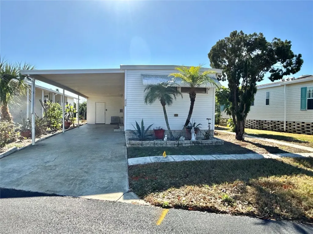 436 Mount Oak Avenue NE St Petersburg FL 33702