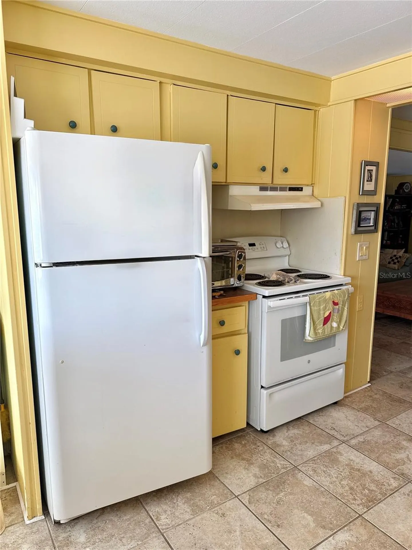 436 Mount Oak Avenue NE St Petersburg FL 33702