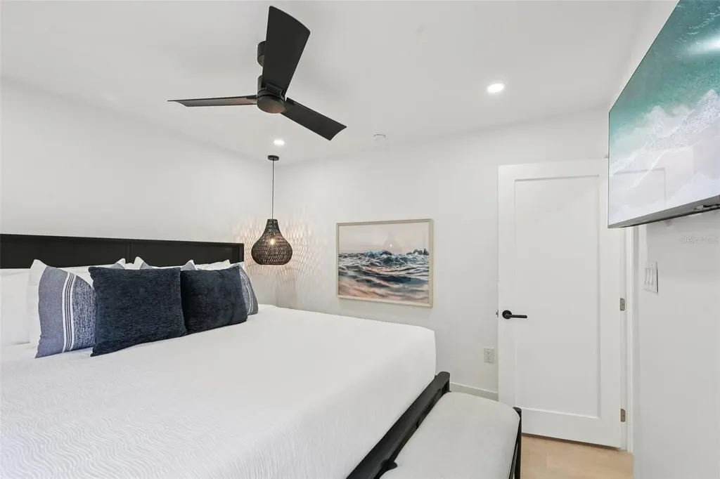 866 N Shore Drive Anna Maria FL 34216