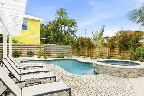 866 N Shore Drive Anna Maria FL 34216