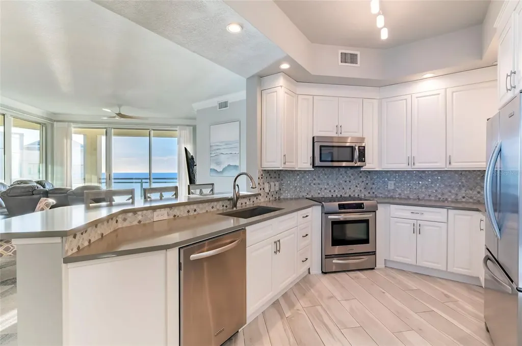 1170 Gulf Boulevard Clearwater Beach FL 33767