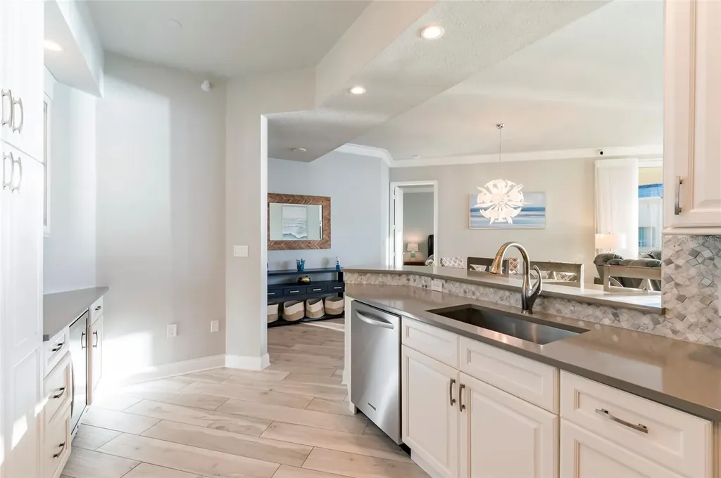 1170 Gulf Boulevard Clearwater Beach FL 33767