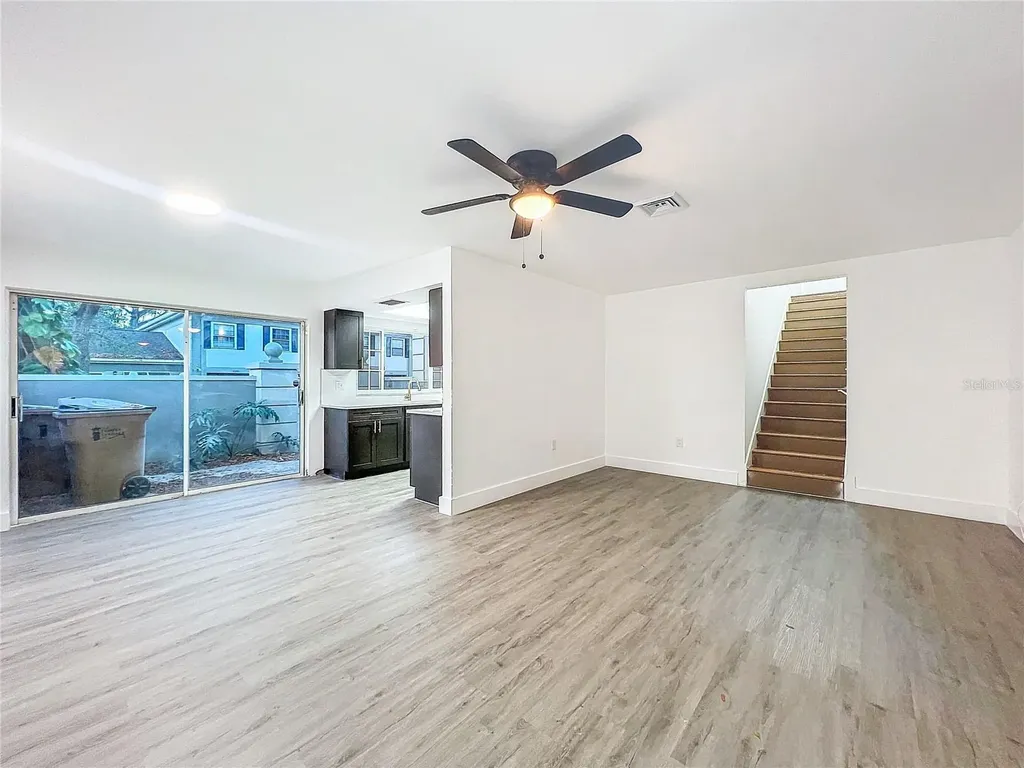 6233 Dewdrop Way Tampa FL 33617