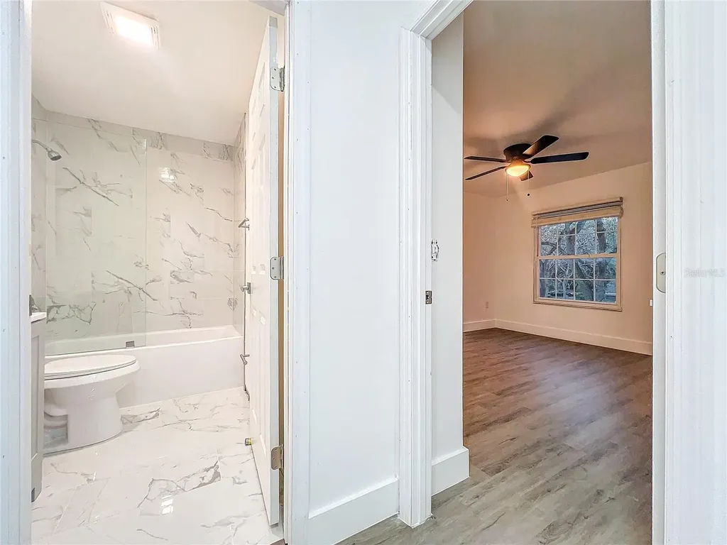 6233 Dewdrop Way Tampa FL 33617