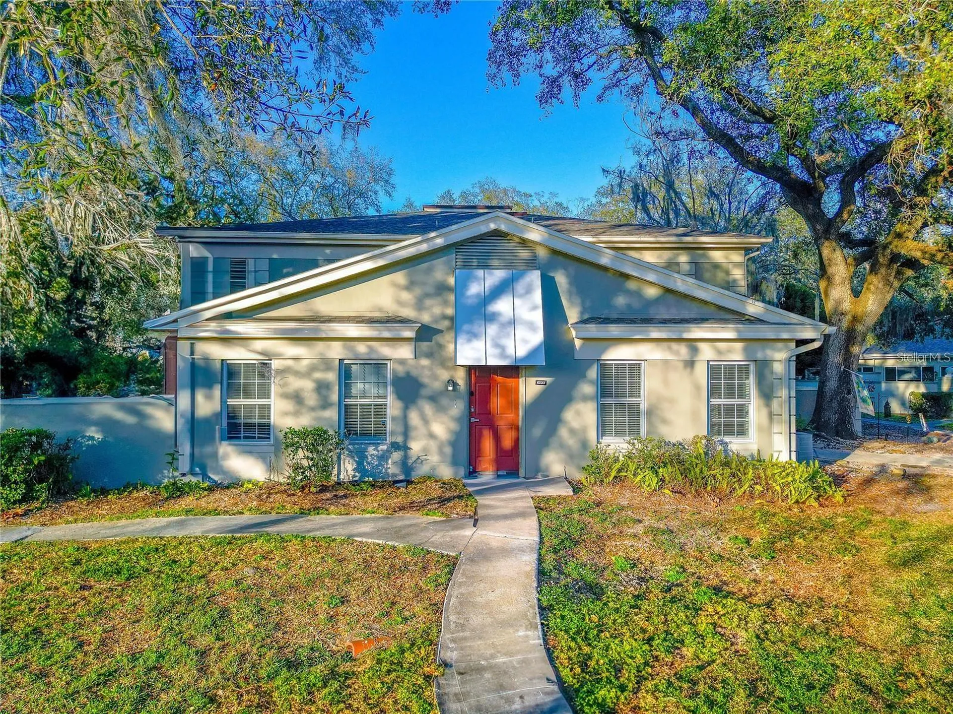 6233 Dewdrop Way Tampa FL 33617