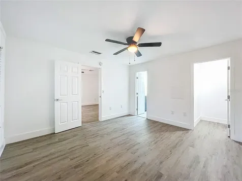 6233 Dewdrop Way Tampa FL 33617