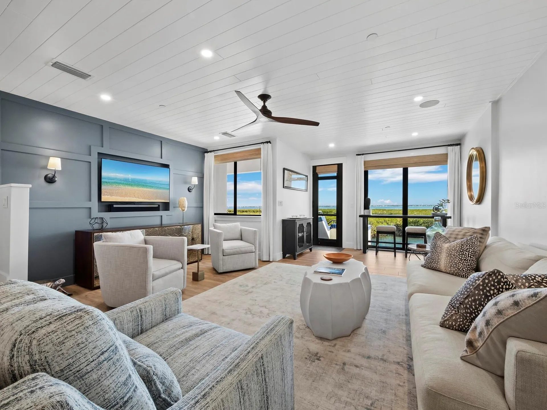 1918 Harbourside Drive Longboat Key FL 34228