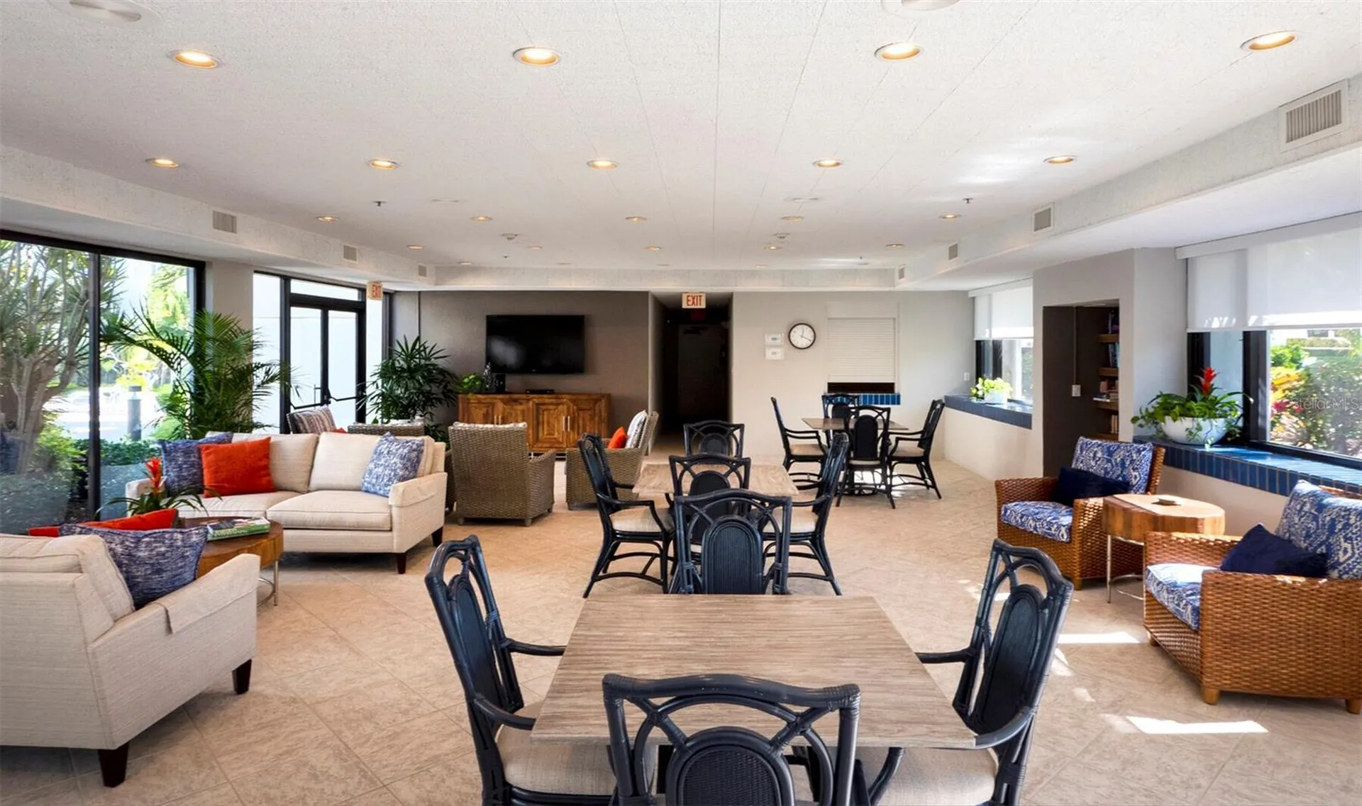 1918 Harbourside Drive Longboat Key FL 34228