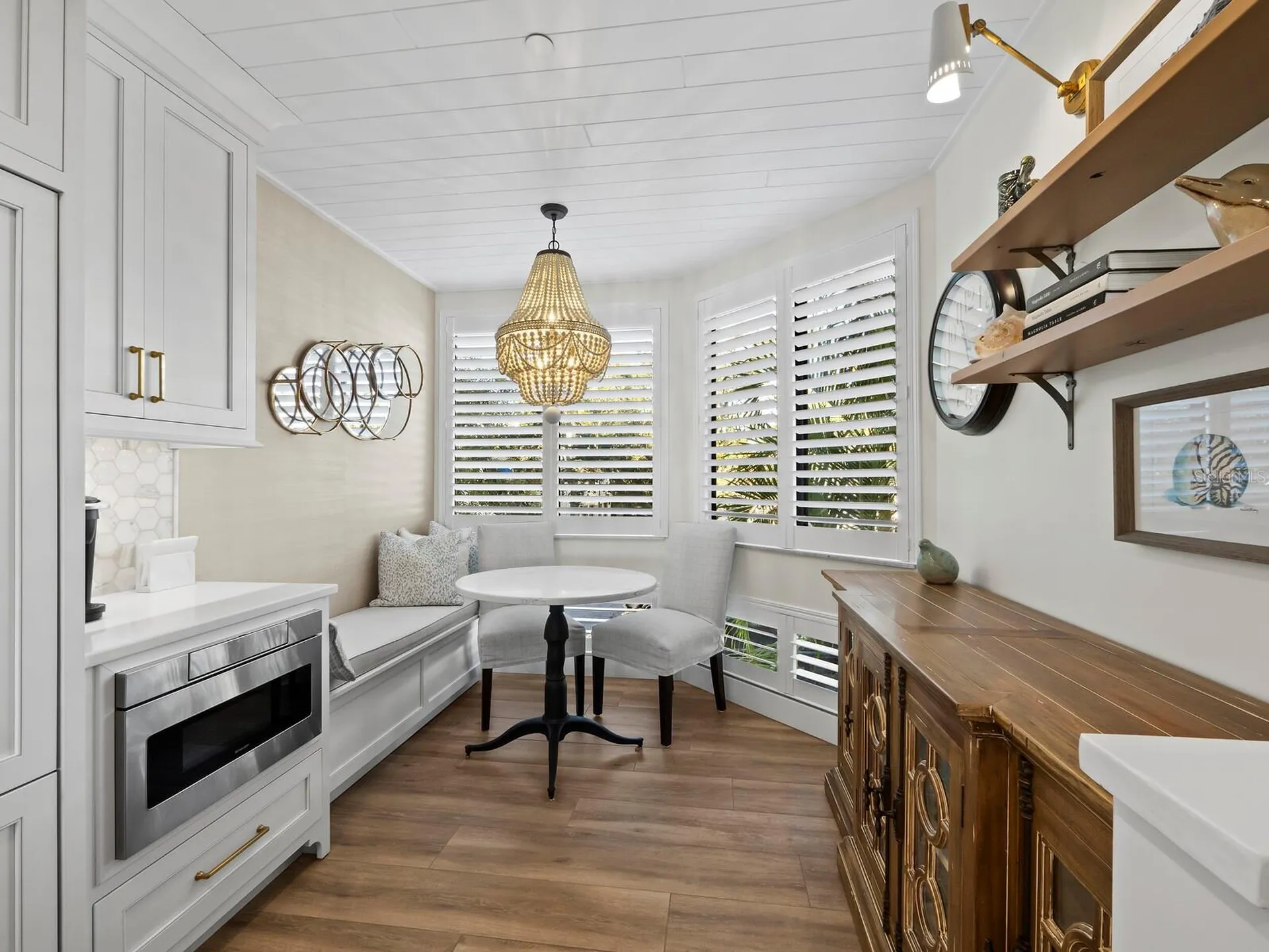 1918 Harbourside Drive Longboat Key FL 34228