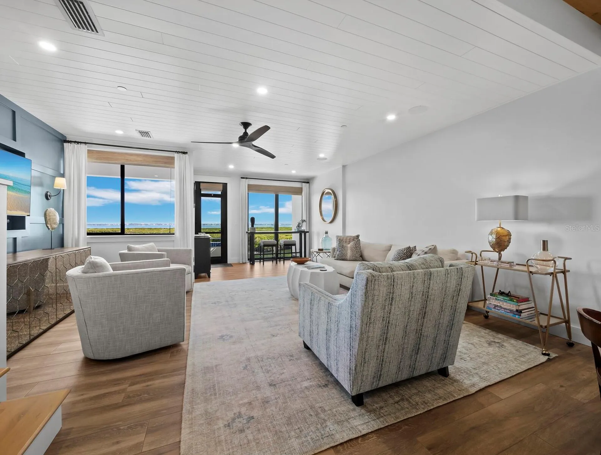 1918 Harbourside Drive Longboat Key FL 34228