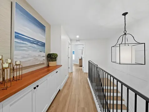 1918 Harbourside Drive Longboat Key FL 34228