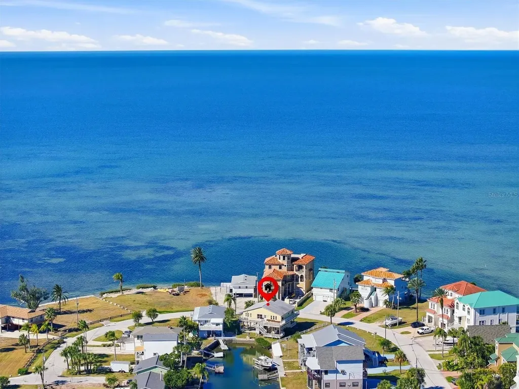 6420 Driftwood Drive Hudson FL 34667