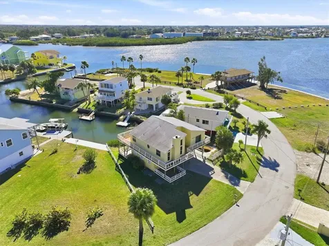 6420 Driftwood Drive Hudson FL 34667