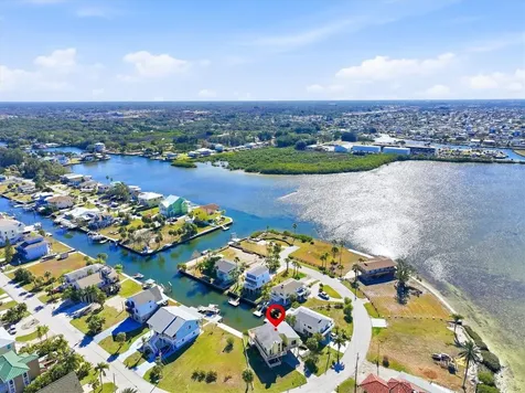 6420 Driftwood Drive Hudson FL 34667